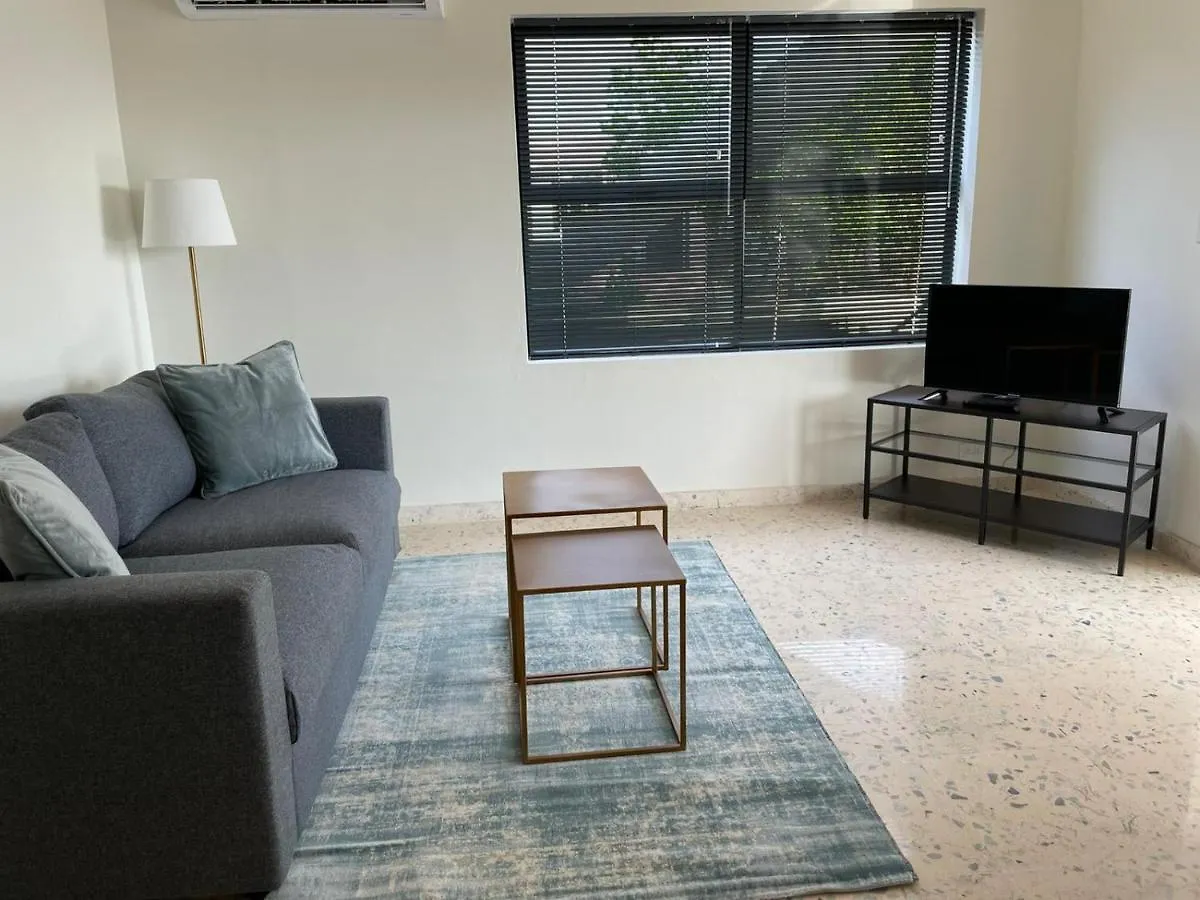 아파트 Vistalmar Ocean Suites 오란제스타트