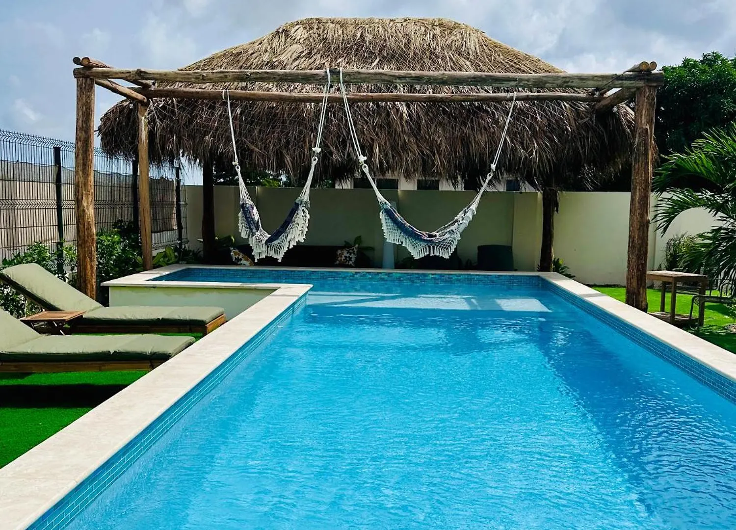 Vistalmar Ocean Suites Oranjestad 0*,  Aruba