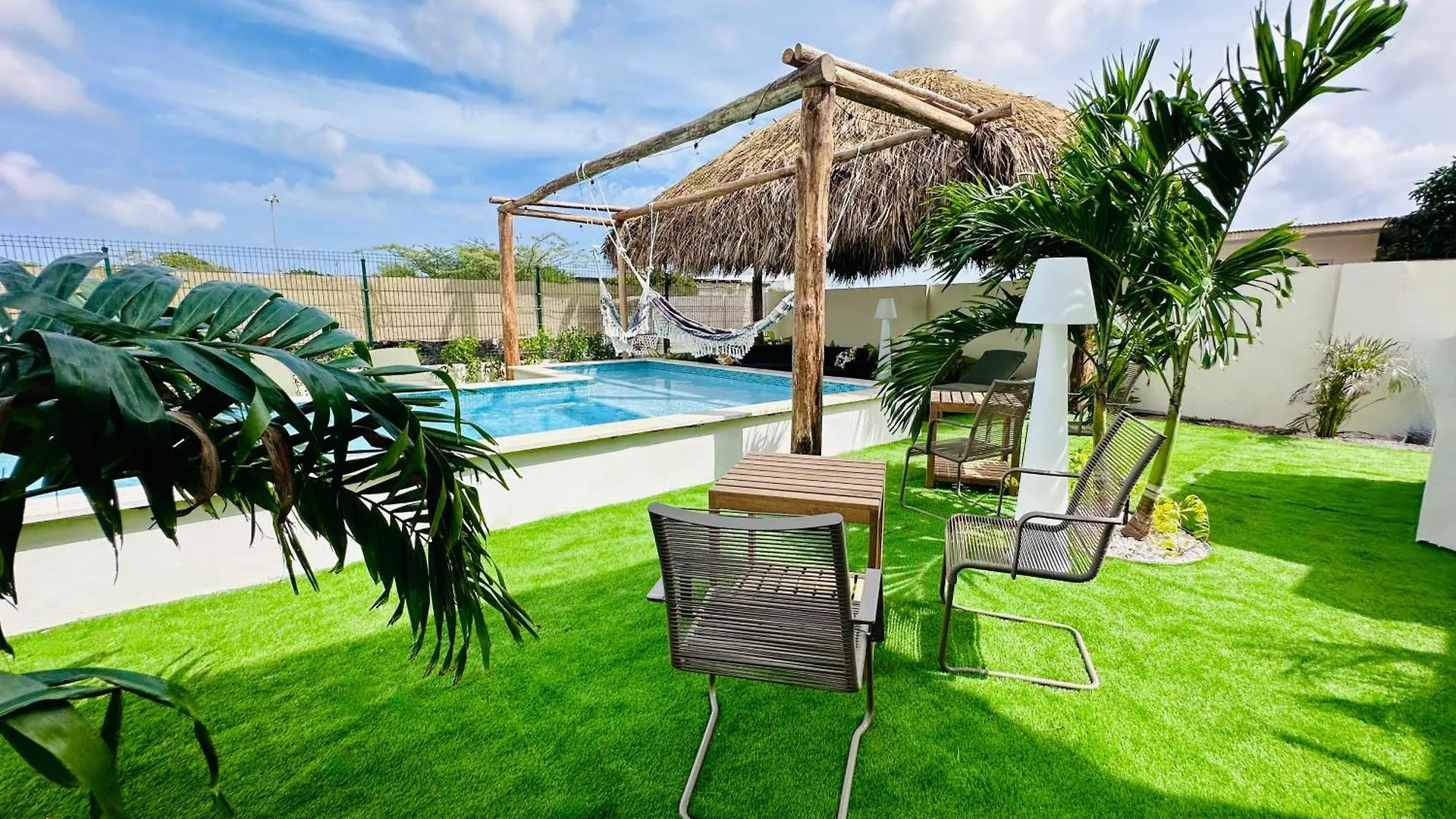 Vistalmar Ocean Suites Oranjestad