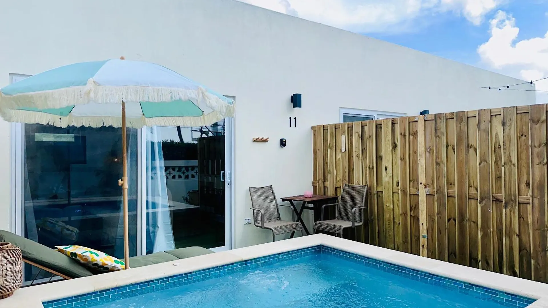 Vistalmar Ocean Suites Oranjestad 0*,